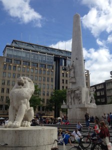 The National Monument is a WWII monument in Dam Square.